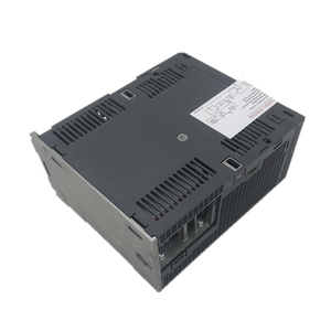 Controlador de Motor de CA Monofásico y Trifásico Serie J4 Original, Variador de Frecuencia MR J4 350B 1000W, Voltaje Nominal 220V/380V/110V, en Stock - Product Image 3