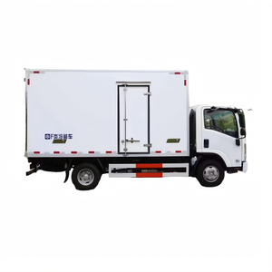 Camion <span class=keywords><strong>frigorifique</strong></span> Isuzu de 4 tonnes, une camionnette <span class=keywords><strong>frigorifique</strong></span> compacte pour le transport de viande congelée, de légumes et de fruits. - Product Image 4