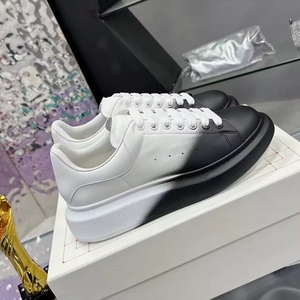 Chaussures décontractées tendance à semelle épaisse, baskets de luxe originales de haute qualité, style plateforme, à lacets, en maille respirante, pour la marche - Product Image 4