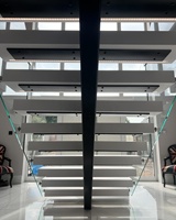 VIKO 2025 Intérieur moderne marbre Mono Escalier droit Lumière LED à détection infrarouge