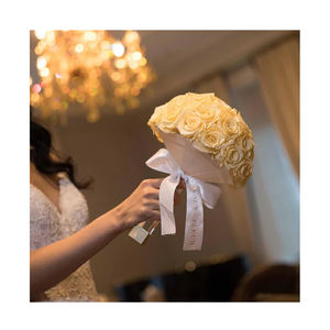 Roses préservées personnalisées et stables pour demoiselles d'honneur, décorations de mariage, Bouquets de fleurs de mariée - Product Image 5