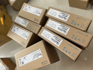 Servoaccionamiento AC Yaskawa SGDV-1R6A11B MCDDT3120 - Product Image 1