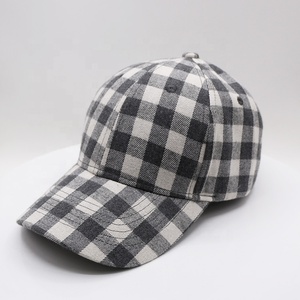 Venta al por mayor de moda de deporte sombreros con logo negro gorras de béisbol para los hombres 5 panel tapas simples - Product Image 4