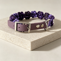 Collier pour chien réglable en paracorde tressé, violet foncé avec fleur métallique, fait main, collier de promenade, colliers pour animaux de compagnie en paracorde à fleurs