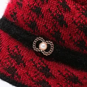 Topi baret rajut berjajar bulu hangat, topi Beanie rajut musim dingin modis