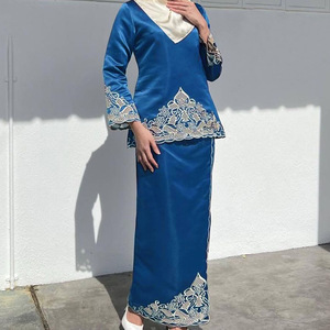 Vente en gros 2023 robe musulmane élégante noire 1 pièce <span class=keywords><strong>chat</strong></span> mode Raya imprimé fleuri Baju Kurung Lelaki Abaya à Dubaï - Product Image 5