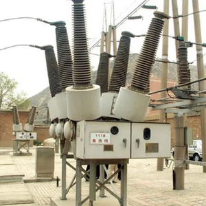 Disjoncteur à gaz SF6 132 kV Modèle LW24-126 3 pôles 3150 A Triphasé Extérieur 230 kV/550 kV 50/60 Hz - Product Image 4