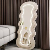 Hochwertiger Ganzkörper-Art-Deco-Stil Bodenspiegel LED-Beleuchtung Anpassbare Farbe Logo Samt-Finish Unregelmäßige Wellenform für Zuhause