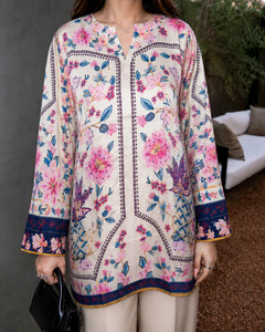 Conjunto de Dos Piezas para Mujer, Estampado Floral Color Marfil, con Borde Decorativo, Elegante, para Vacaciones, Playa, Resort - Product Image 3