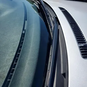 สำหรับรถยนต์ BMW ซีรีส์ 3 E46 รุ่นสี่ประตู ปี 1996-2006 หมายเลขอะไหล่ 51718208483 อุปกรณ์ตกแต่งรถยนต์ แผ่นกันน้ำฝากระโปรงหน้า ชุดแต่งตัวถัง อะไหล่รถยนต์ - Product Image 4