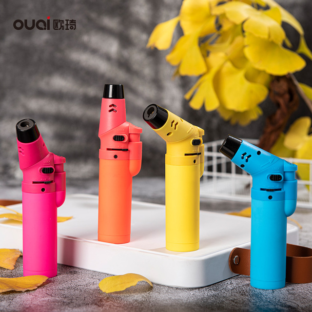 Novelty Modern Camping Custom Logo Design Plastic Refillable Electronic Torches Butane Windproof Jet Flame Lighter for BBQ