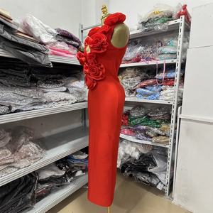 Abito da Sera Elegante da Donna, Vestito Lungo Rosso Floreale Snellente con <span class=keywords><strong>Schiena</strong></span> Scoperta Sexy e Design con Spalline, Abito Formale Maxi - Product Image 4