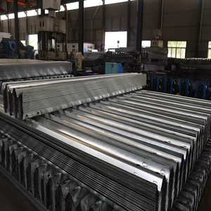 Barrière de sécurité routière en acier ondulé en forme de W, revêtement en zinc 550g, fabrication directe OEM - Product Image 2