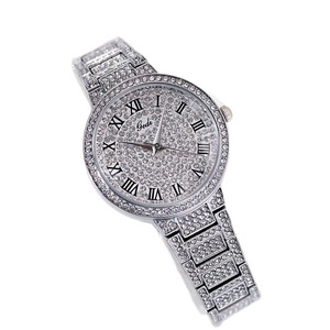 Montre de Luxe pour Femme en Alliage de Diamant Léger à Grand Cadran, Idéale pour l'Extérieur, les Affaires et le Travail, Mouvement Quartz - Product Image 2