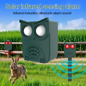 Alarme solaire à détection infrarouge 129 dB, étanche IP55, alarme audiovisuelle ultrasonique haute fréquence pour dissuader les animaux sauvages - Product Image 1
