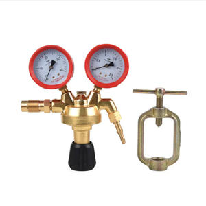 Réducteur de pression en acétylène tout en cuivre de style européen avec manomètre de dioxyde de carbone pour soudage et découpe W21.8 - Product Image 4