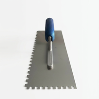 Truelle crantée en acier inoxydable pour le plâtrage, l'application d'adhésif pour carrelage et le lissage du ciment