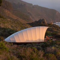 Nouvelle Tente de Luxe Quatre Saisons pour 2 Personnes, Type à Armature Droite, Toit en Verre, Tissu PVDF, Safari Glamping, Imperméable, Grand Espace, Balcon