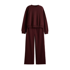 Conjunto de Sudadera y Pantalón para Mujer Crystal Line, Diseñado para un Estilo Diario Fácil, con un Diseño Elegante y Actualizado - Product Image 1