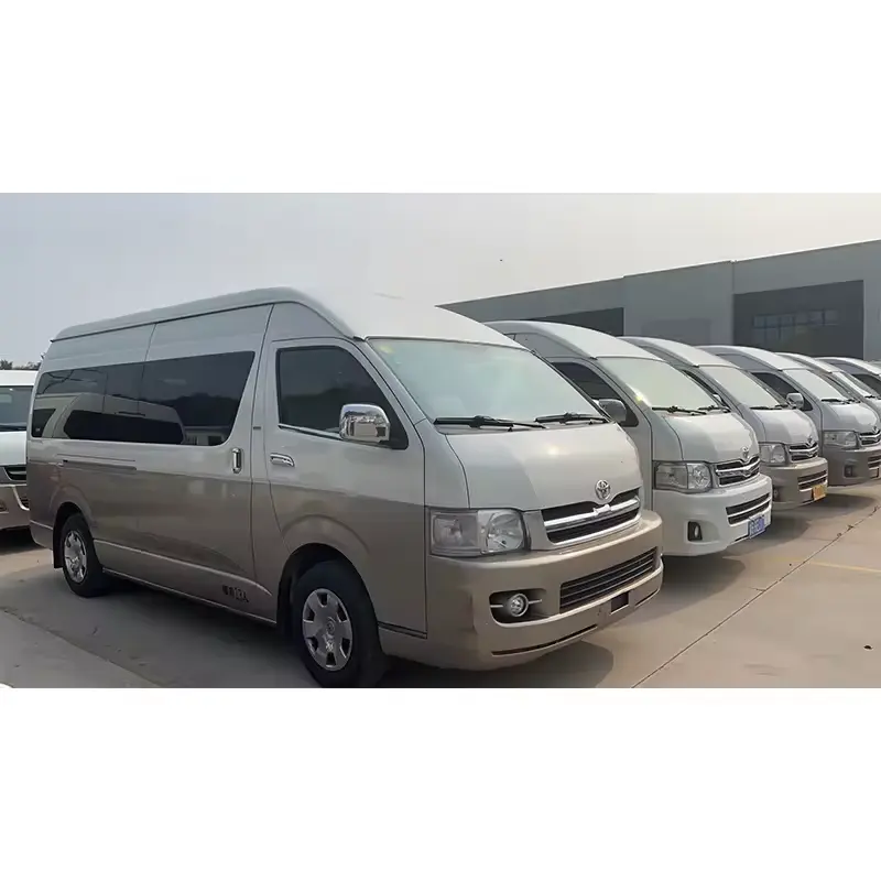 Usato Toyota Hiace mini bus benzina potenza di seconda mano minibus furgone passeggeri per la vendita