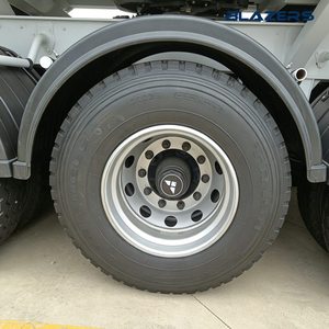 Semirremolque cisterna de combustible de 4 ejes y 54 CBM para depósito aduanero costero de Mozambique, transporte de gasóleo a granel entre ciudades y larga distancia JOST Leg - Product Image 6