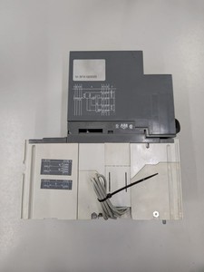 SACE Tmax T4N 250 PR221DS d'origine, neuf, pour PLC, expertise technique approfondie avec une expérience solide en maintenance industrielle - Product Image 2