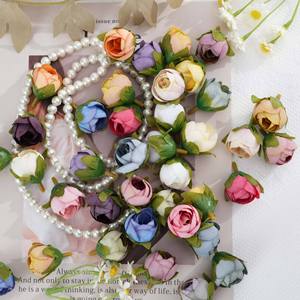 Bouquets de roses artificielles Monet Garden, fleurs en soie plastique, décoration de mariage, décoration de la maison, fournitures de bricolage, petites têtes de bourgeons multicolores - Product Image 1