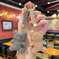Porte-clés Ours Cartoon Créatif en Argile Faite à la Main avec Strass et Cristal Scintillant, Pendentif Mignon pour Sac à Main Femme, Bijou Cadeau – Vente en Gros