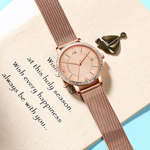 Montre décontractée pour <span class=keywords><strong>femme</strong></span> en acier inoxydable à quartz japonais et bracelet en maille avec cristaux sur la <span class=keywords><strong>lunette</strong></span> - Product Image 5
