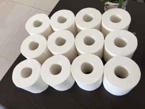 Guangzhou rouleau de <span class=keywords><strong>papier</strong></span> <span class=keywords><strong>toilette</strong></span> souple personnalisé pas cher 24 rouleaux de sac vente chaude pâte de bambou/pâte de bois/mélange de pâte 2ply /3ply /4ply - Product Image 2