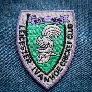 BADGE BRODÉ À LA MACHINE - Product Image 2