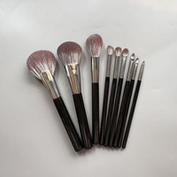 Ensemble de 9 pinceaux de maquillage pour le visage et les lèvres avec manche en bois long et poils synthétiques, logo personnalisé, étiquette privée, pinceaux cosmétiques