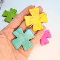 TB0880 Chunky Grand Grand Multi Couleur Coloré Howlite Turquoise Pierre Gemme Croix Perles Focales Perles Religieuses