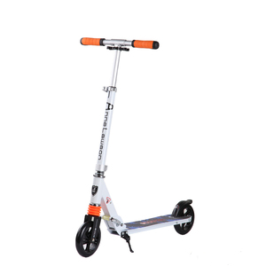 Vente en gros de Chine, trottinette pliable 2 grandes trottinettes pliantes en fer de style urbain à pédale en PU de 145mm - Product Image 1