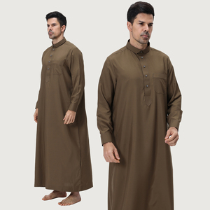 Vente en gros : Thobe saoudien pour hommes de haute qualité, avec col boutonné en métal, manches longues, Dishdasha du Golfe, Robe musulmane pour la prière et le quotidien - Product Image 3