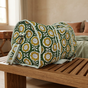 Sac de voyage élégant en tissu de coton matelassé vert à motif bonbon avec fermeture éclair, capacité de 20 à 35 L - Product Image 4