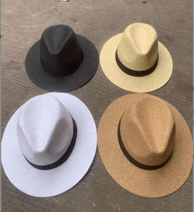 Chapeau de paille à étiquette privée, fabriqué sur mesure, style Panama, chapeau d'été avec bande logo pour les marques de mode et les collections de vente au détail - Product Image 3