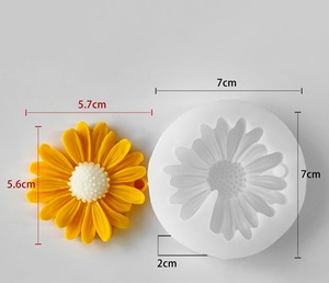 Molde de Silicona para Velas Aromáticas con Aroma a Girasol, Molde para Jabón Hecho a Mano con Forma de Flor de Margarita - Product Image 4