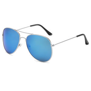 3026 Nouvelles Lunettes de Soleil Pilote Polarisées Réfléchissantes Colorées pour Hommes et Femmes, Style <span class=keywords><strong>Vintage</strong></span>, en Métal, Protection UV375 - Product Image 4
