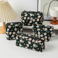 Ensemble de trousses de maquillage personnalisées en coton grande capacité avec broderie florale, poignée souple, fermeture éclair mignonne, trousse de toilette portable personnalisable