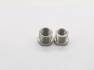 Adaptador de Filtro de Acero Inoxidable Mecanizado por CNC Personalizado - 5/8-24 ID a 13/16-16 OD, Roscado de Alta Precisión para Sistemas de Combustible y Aceite - Product Image 6