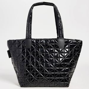 Bolso Tote de Piel Sintética para Mujer, Diseño Acolchado Patentado Personalizado, Bolso de Playa, Resistente al Agua, Cierre de Cremallera, Negro, Todas las Temporadas - Product Image 1