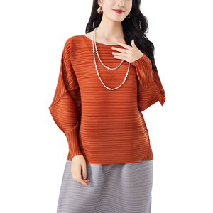 Camiseta de manga larga informal plisada de poliéster 100% para mujer, talla grande, antiarrugas, antipilling, OEM, ajuste holgado comprimido - Product Image 1