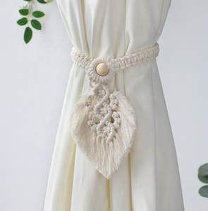 Corda di cotone nappa intrecciata a mano nordica INS foglia macramè tenda cravatta indietro - Product Image 1