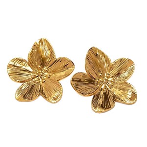 European and American cross-border flower earrings, women's retro charm, petal ins <b>stud</b> earrings, women's personality - Product Image 5