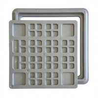Couvercle de manhole routier carré en composite ondulé FRP blanc, résistant à la corrosion, qualité ingénierie, 10x10, capacité de charge 5-T