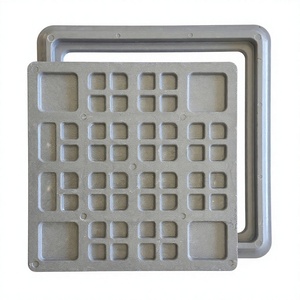 Tapa de alcantarilla cuadrada de FRP Wave 30 x 30 con clasificación de carga 5-T - Product Image 3