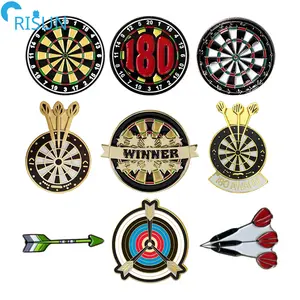 Promotional Customized Funny Game Darts Dart Arrows Dartboard Lapel Pins Badges Brooches Custom Darts Enamel Pin