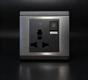 Prise commutée <span class=keywords><strong>universelle</strong></span> MGA avec indicateur Acier inoxydable de qualité 304 Cuivre argenté Fer ignifuge PC SPCC - Product Image 4