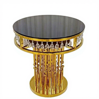 Ensemble de supports dorés élégants pour la décoration, table ronde pour gâteau de mariage pour événements